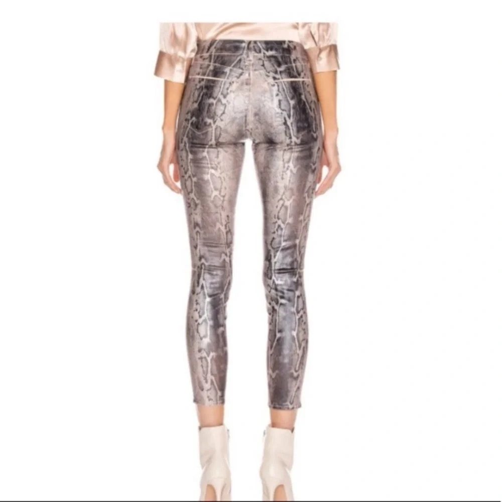 ✅ L’AGENCE Jeans Margot Skinny High Rise Petal Black Snake Skin Crackle Foil
